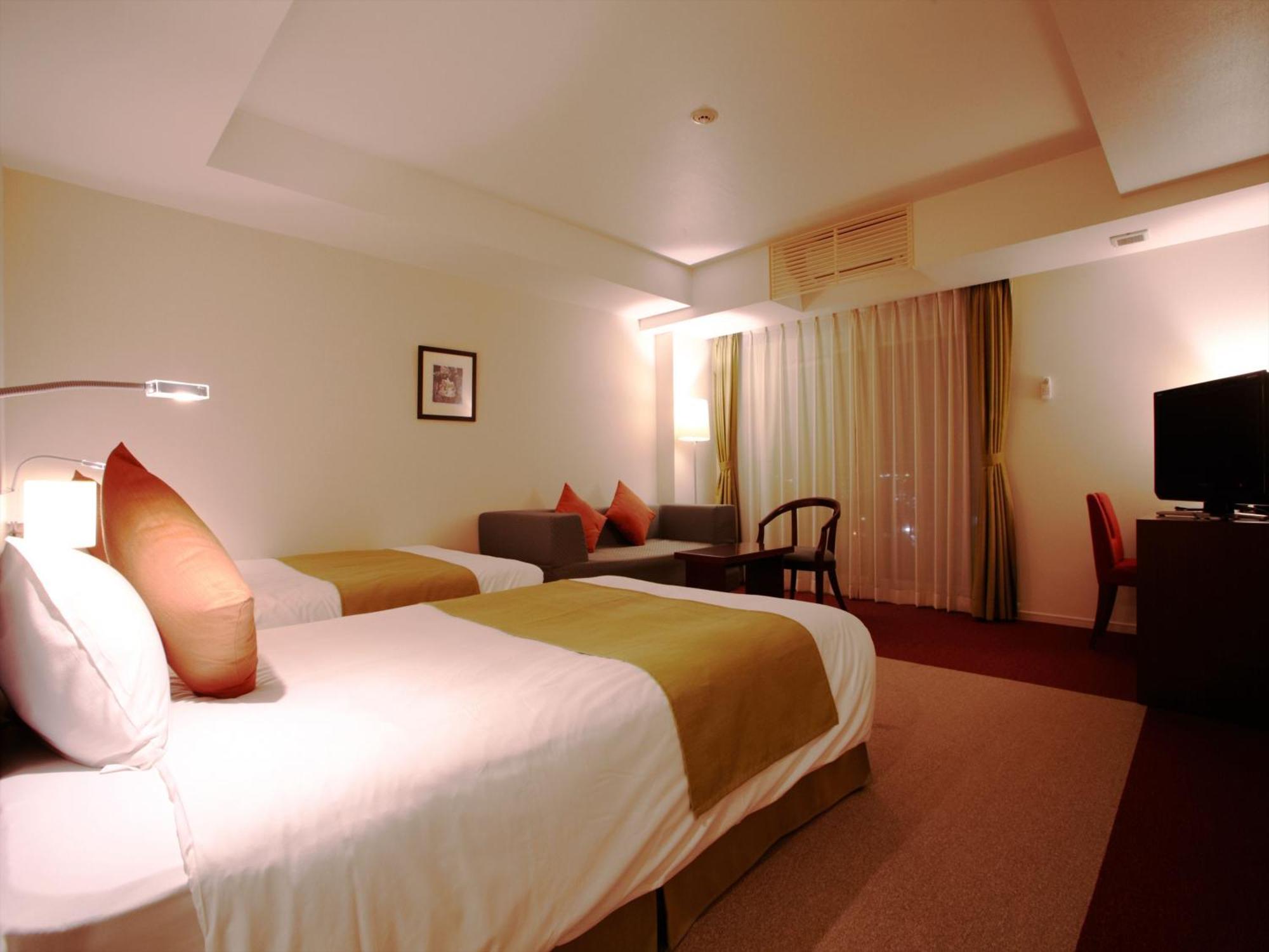 Hotel Yugaf Inn Okinawa Nago Ngoại thất bức ảnh